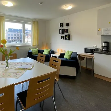 Ostello Jugendherberge Wolfsburg *