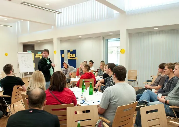 Hostel Jugendherberge Wolfsburg *